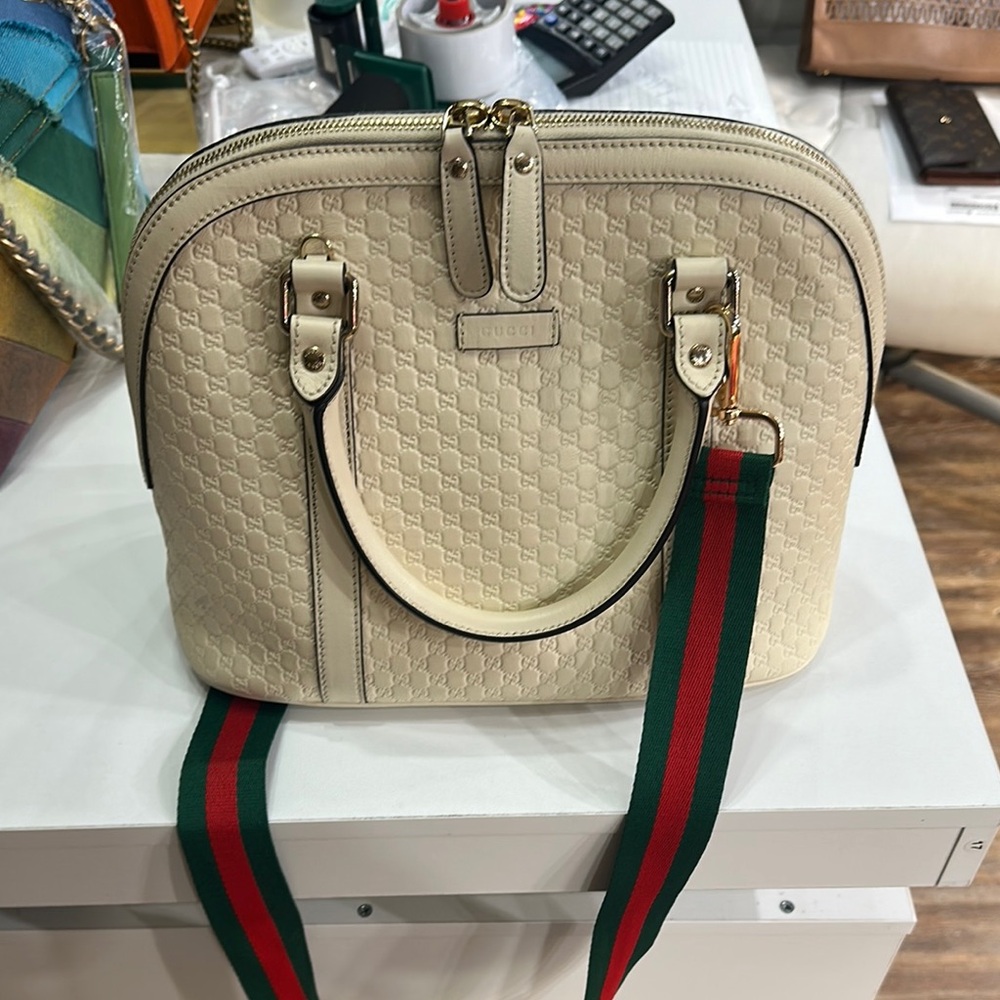 Gucci Cream Satchel with Green Accents and Textured Design